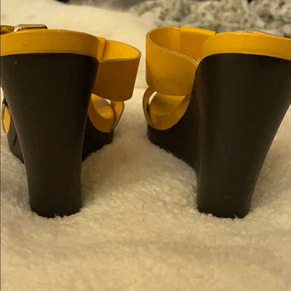 Yellow BCBGIRLS wedges in size 7 - Picture 3 of 3